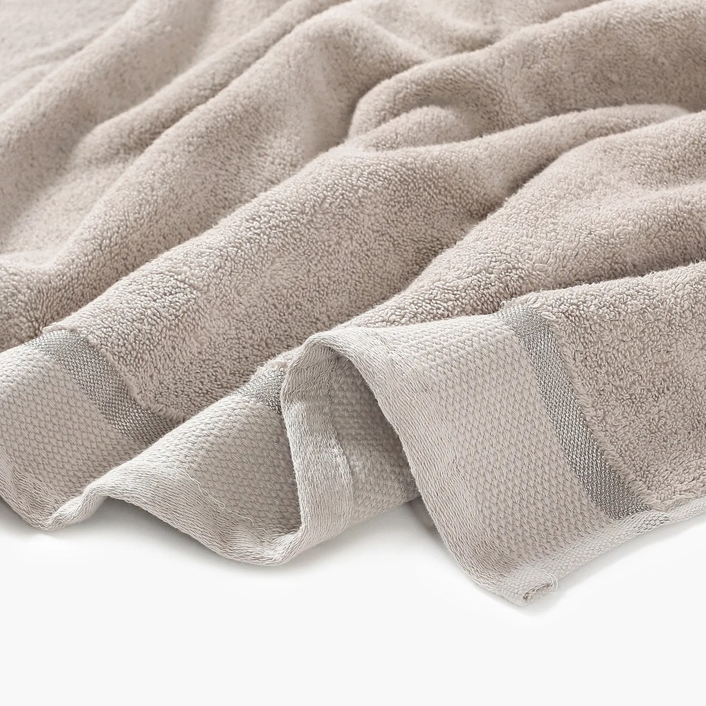 Goldea bavlnený froté uterák / osuška soft - sivohnedý 70 x 140 cm
