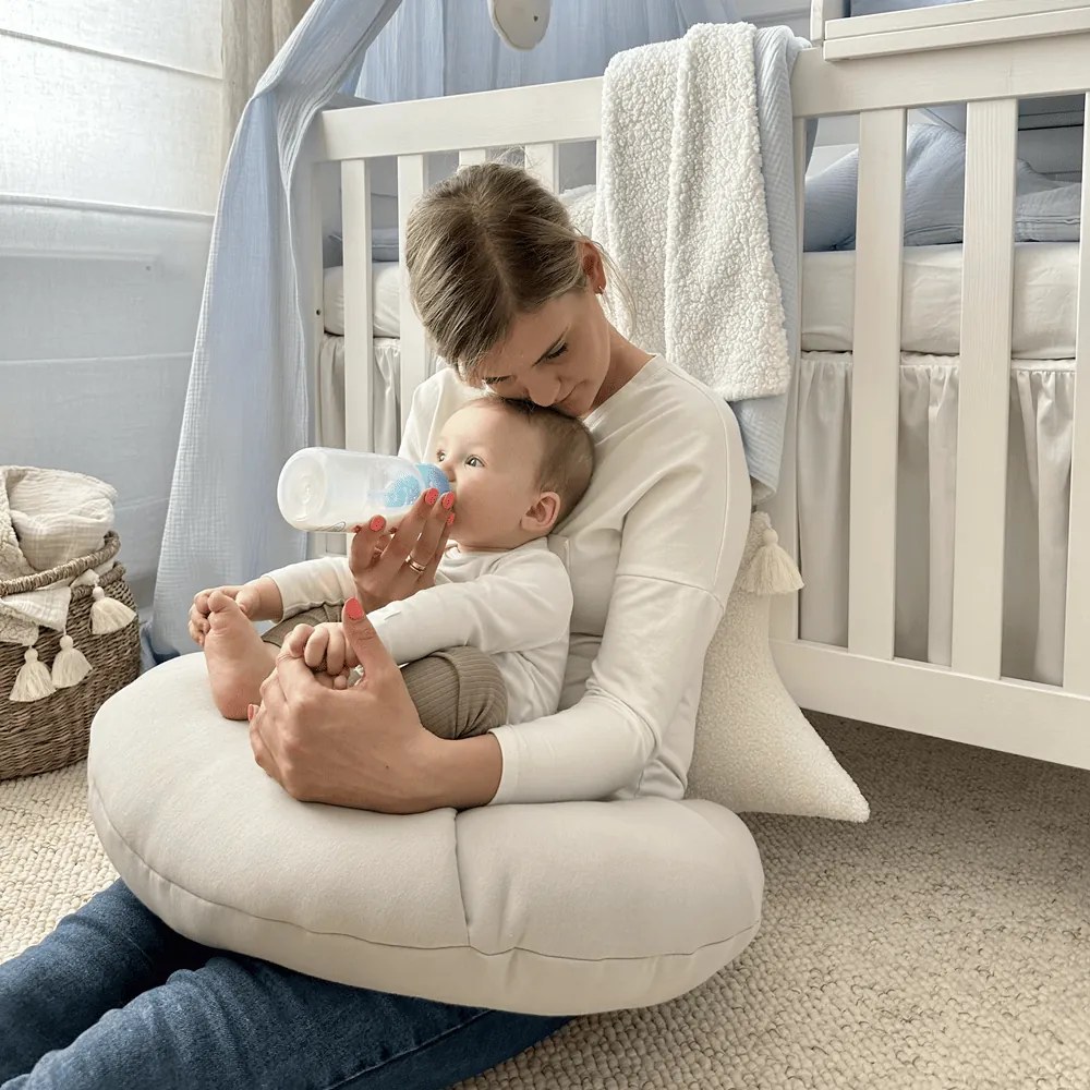 Vankúš croissant béžová 55cm