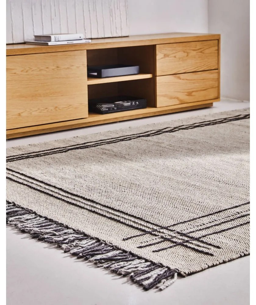 TV stolík v dekore duba v prírodnej farbe 200x44 cm Abilen - Kave Home