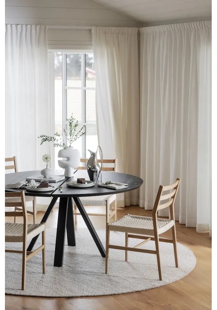 Okrúhly jedálenský stôl s doskou z dubového dreva 150x150 cm Carradale - Rowico