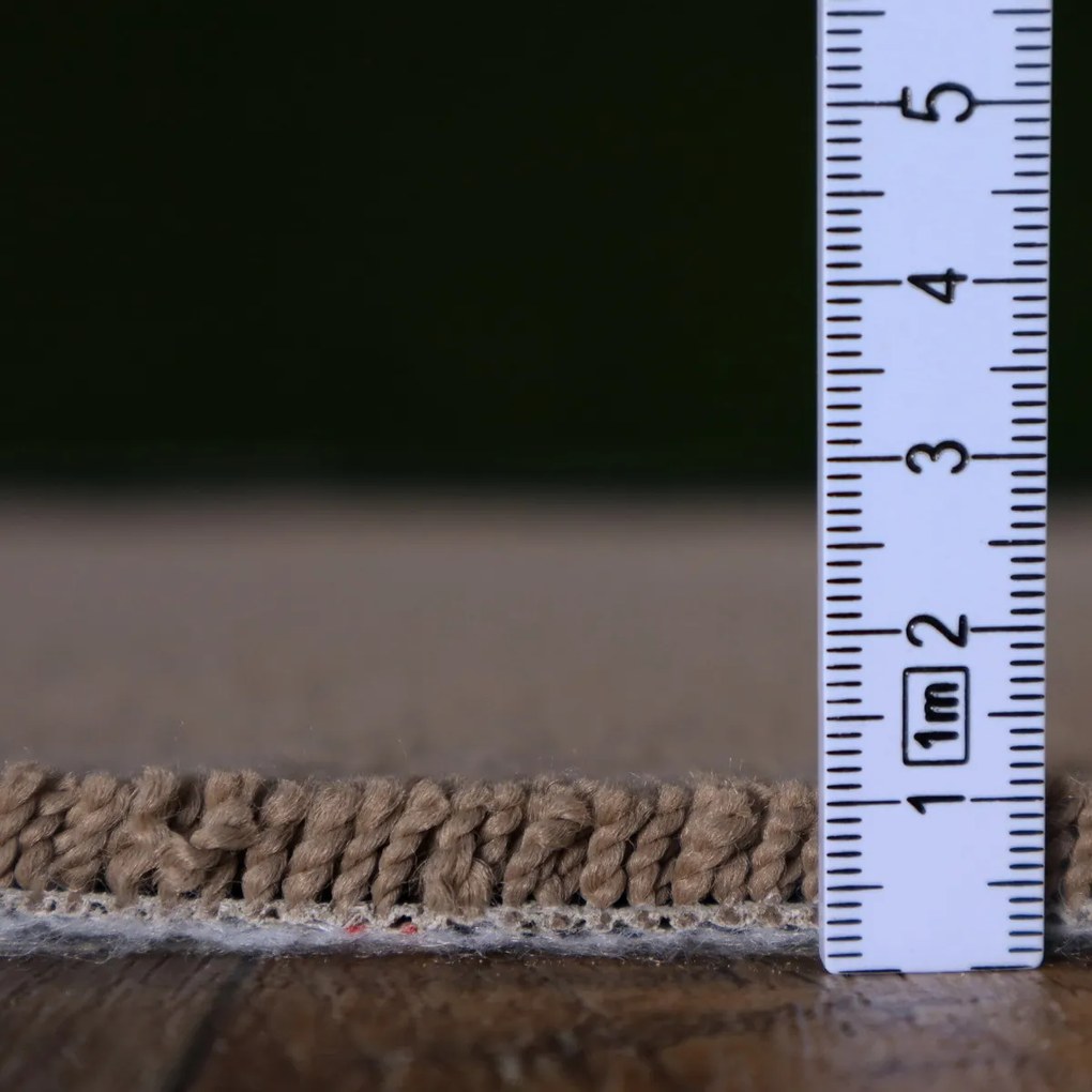 Metrážny koberec Royal Lux 40, na mieru, šíře 4m, hnedá, fusion back, detská izba, AladinWorld Expres