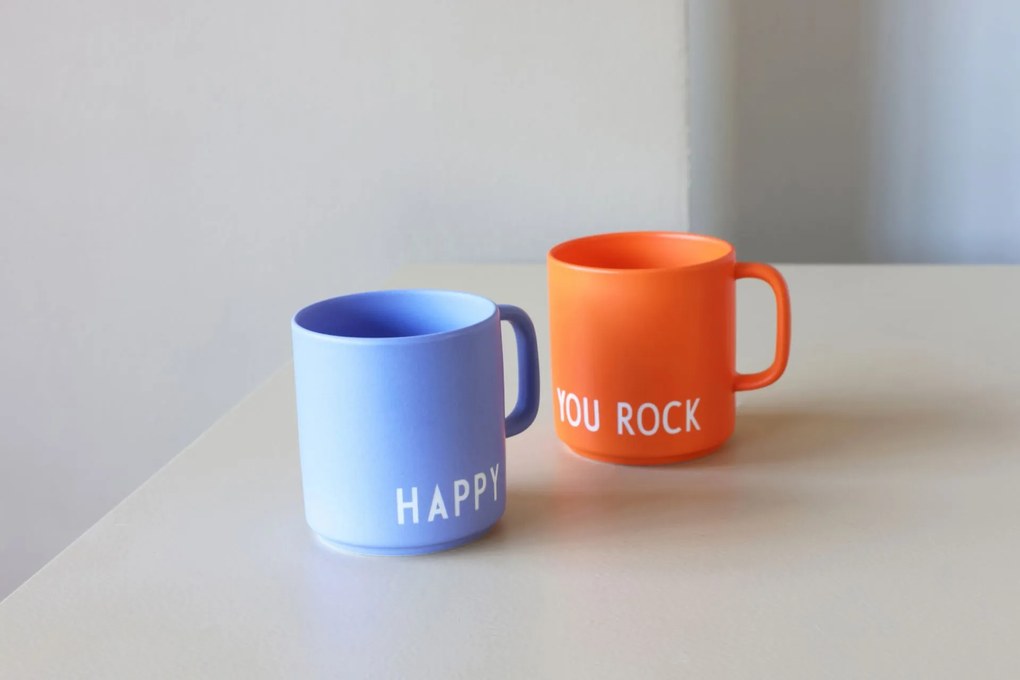 DESIGN LETTERS Porcelánový hrnček Lilac Happy 300 ml