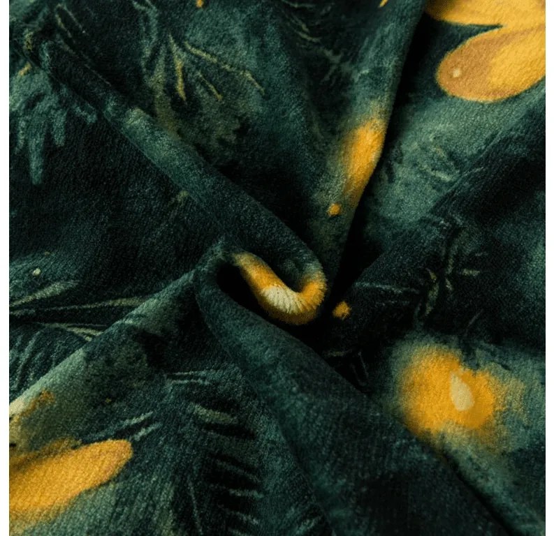 Sada 2ks mikroplyšových obliečok YELLOW BUTTERFLY tmavozelené + obliečka mikroplyš SOFT 180x200 cm biele, dvojlôžko