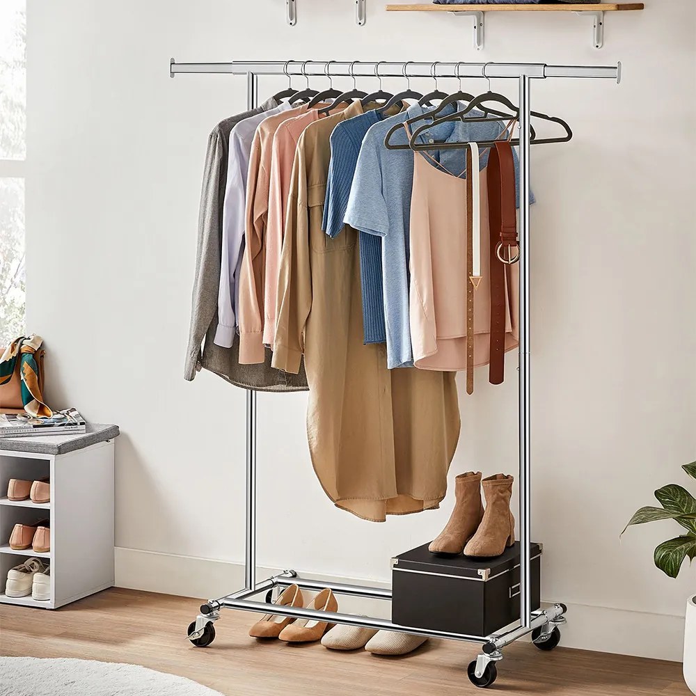 Pojazdný vešiak na oblečenie