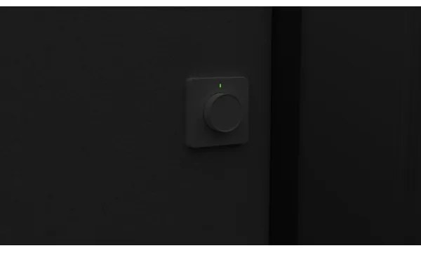 TESLA Smart - Inteligentný otočný stmievač 220W/230V Wi-Fi