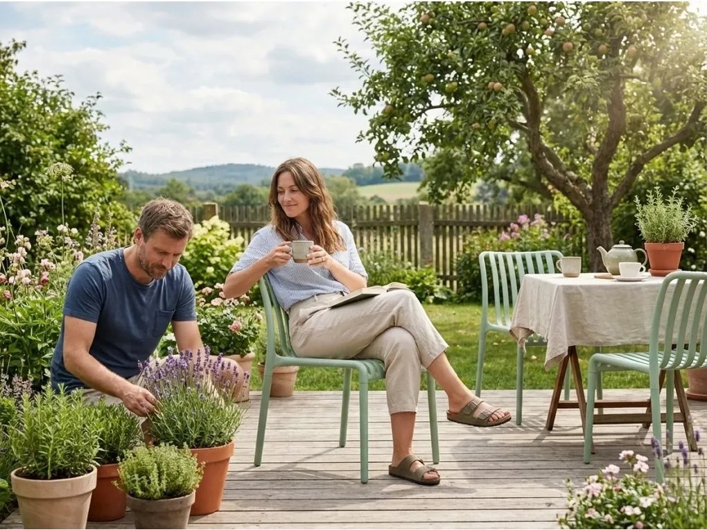 Plastová stolička TREGO, zelená