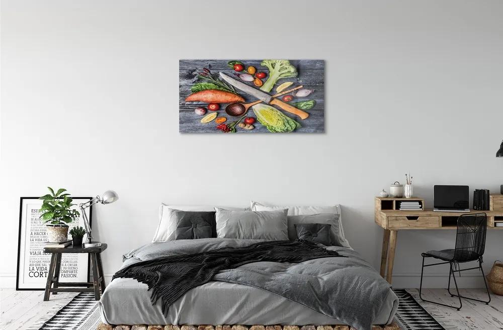 Obraz na skle Nôž vlákna priadze špenát paradajky 140x70 cm