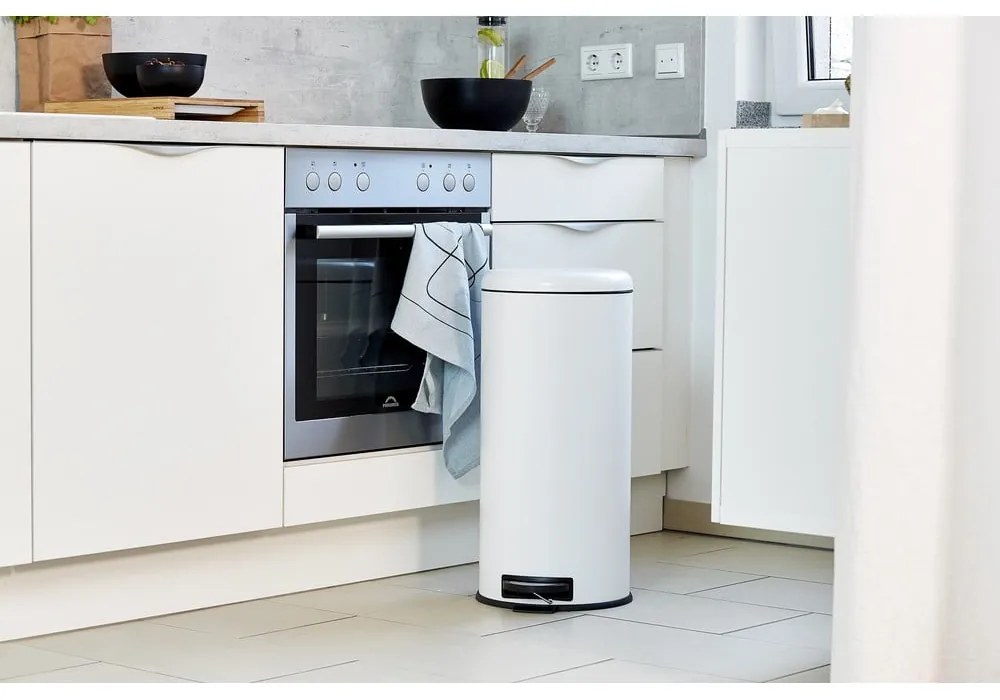 Biely nášľapný oceľový odpadkový kôš 30 l Leman – Wenko