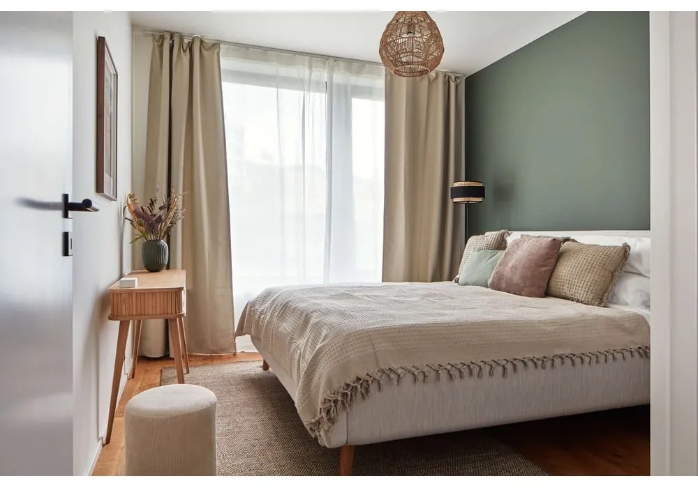 Svetlosivá čalúnená dvojlôžková posteľ s úložným priestorom s roštom 180x200 cm Lotte – Meise Möbel