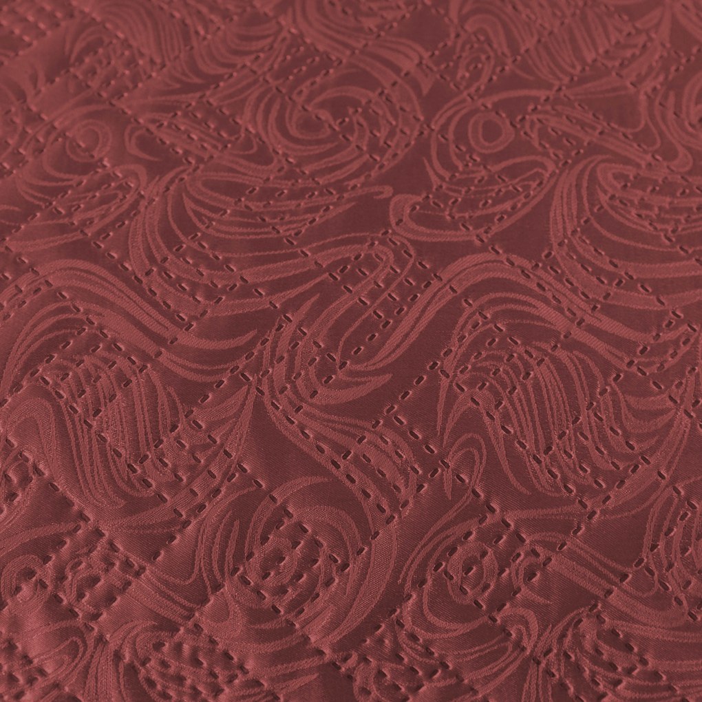 Prehoz na posteľ so vzorom WICKER vínový Rozmer: 170 x 210 cm