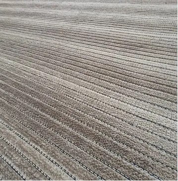 Pruhovaný koberec Saloon Beige – béžový, nízky vlas Rozmer: 60x100 cm