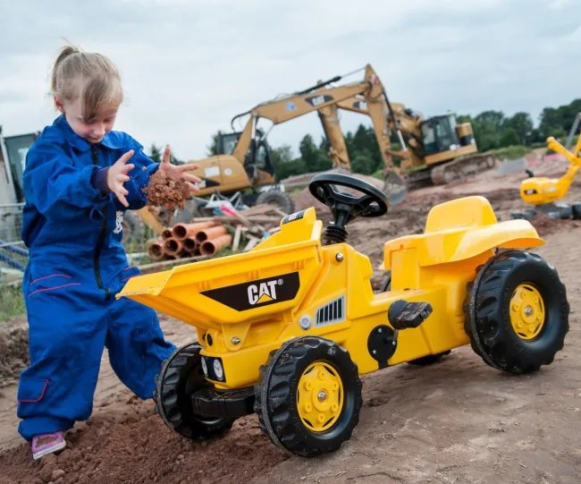 Šlapací traktor Rolly Toys CAT s vyklápačkou 024179