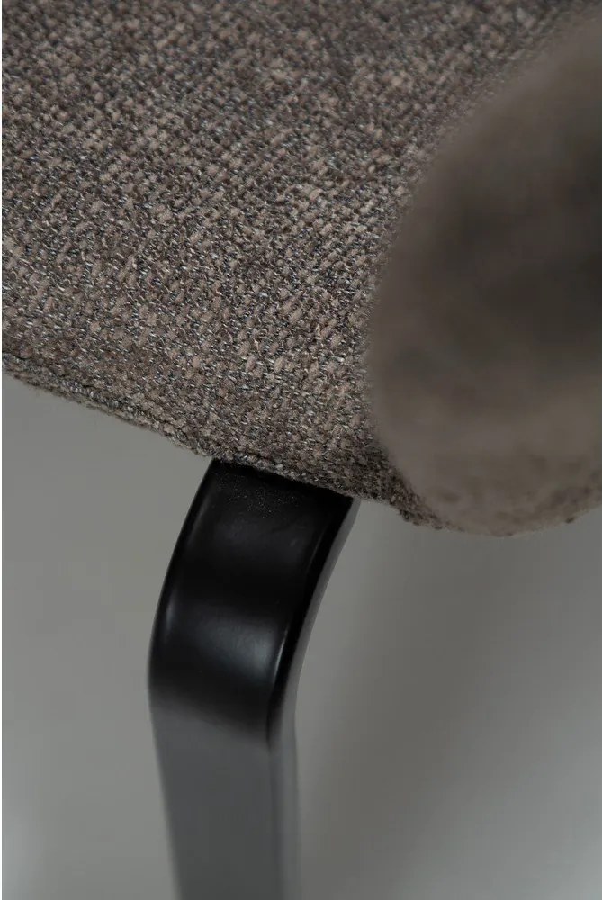 Hnedá čalúnená jedálenská stolička Heap – DAN-FORM Denmark