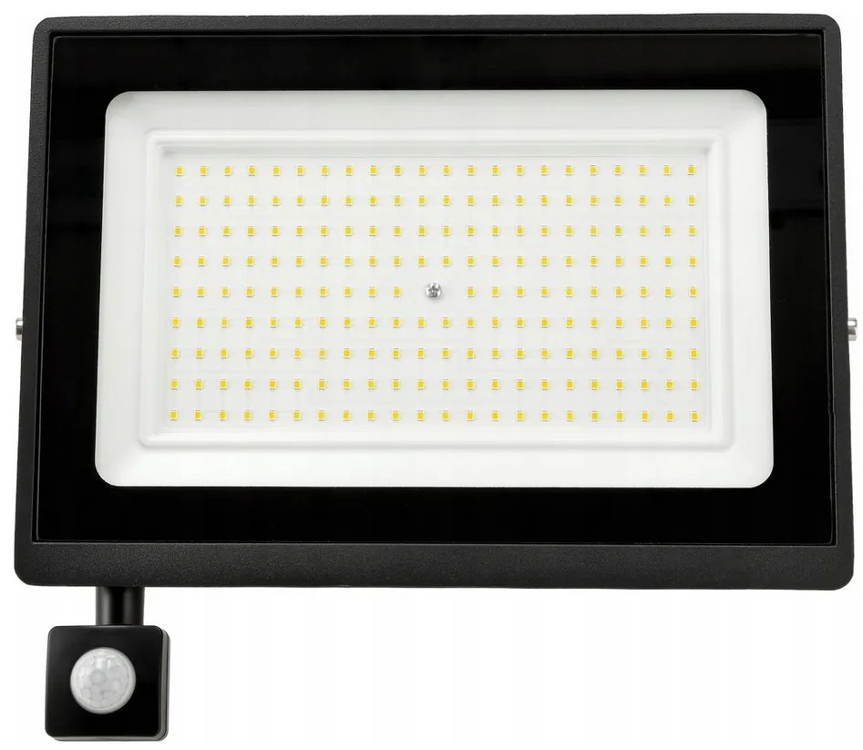 BERGE LED reflektor IP65 - 150W - 13500lm s pohybovým a súmrakovým senzorom - studená biela