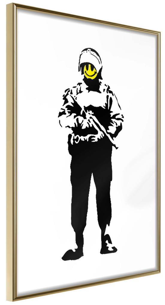 Artgeist Plagát - Smiling Policeman [Poster] Veľkosť: 20x30, Verzia: Zlatý rám s passe-partout