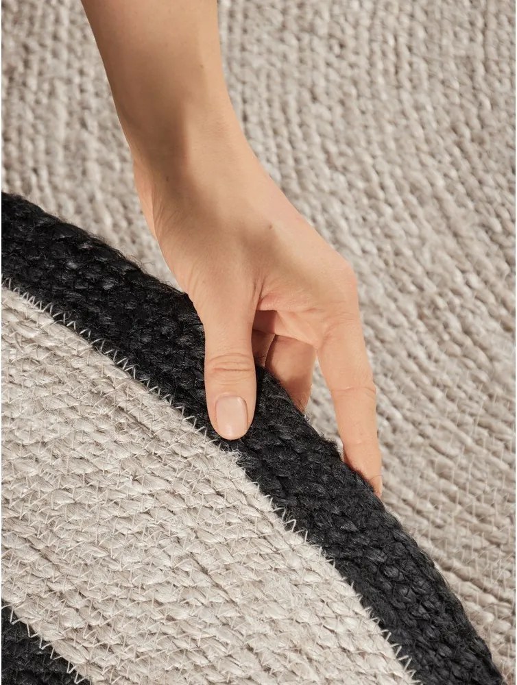 Obojstranný/ručne tkaný jutový okrúhly koberec v svetlo prírodnej farbe ø 150 cm Lina – Hanse Home