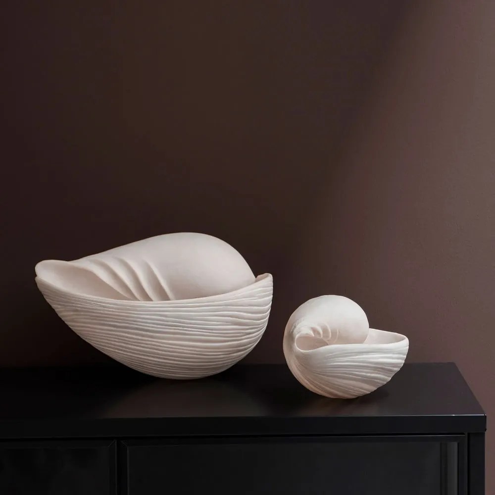 Soška z polyresínu (výška 30,5 cm) Conch – Mette Ditmer Denmark