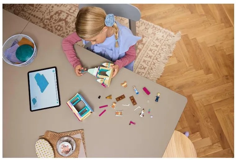 Lego® Disney Princess™ 43265 Hrad Arendelle z filmu Ľadové kráľovstvo (100396779)