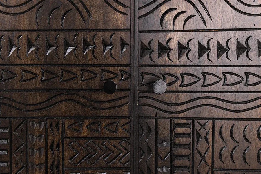 Vysoká komoda TRIBAL 120cm 3D antický vzhľad mangové drevo tmavohnedá