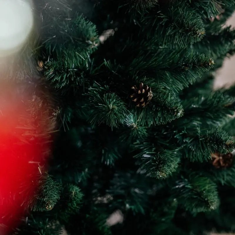 Umelý 3D vianočný stromček BOROVICA smaragdová 180cm so šiškami