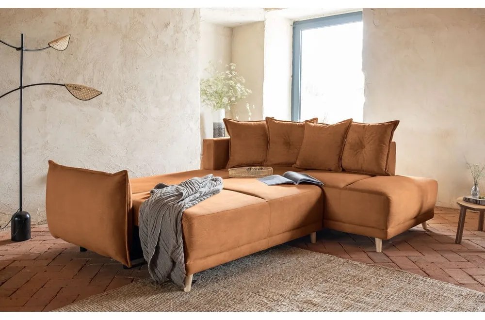 Menčestrová rozkladacia rohová pohovka v tehlovej farbe (pravý roh) Lazy Lukka – Miuform