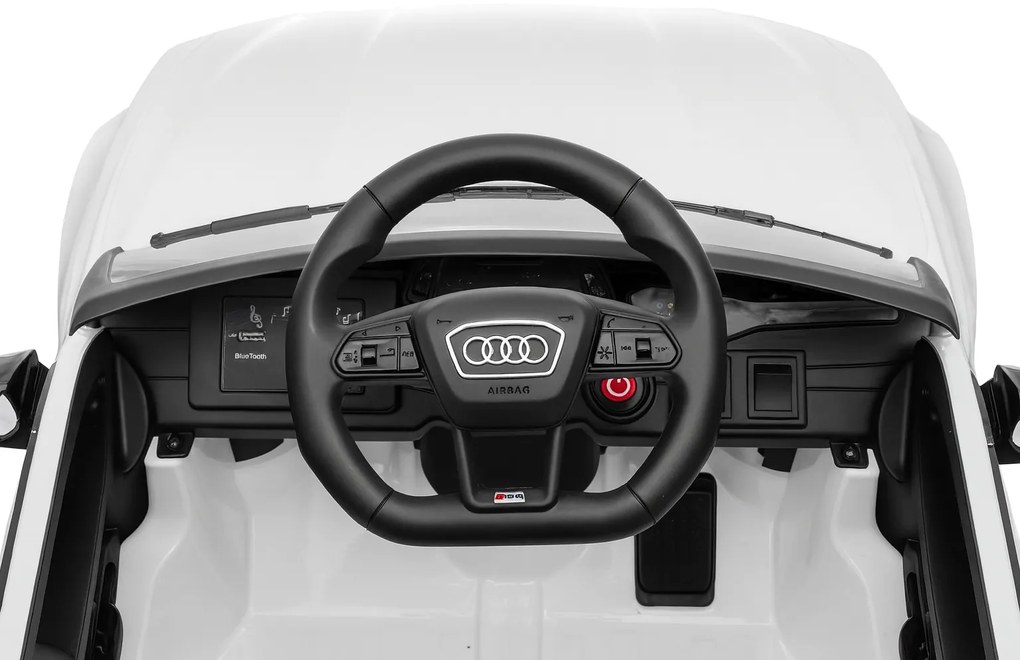 Elektrické autíčko Audi RS 6 biele