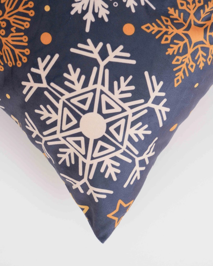 Vianočná obliečka na vankúš Velvet 40 × 40 cm - Mrazivé vločky modré