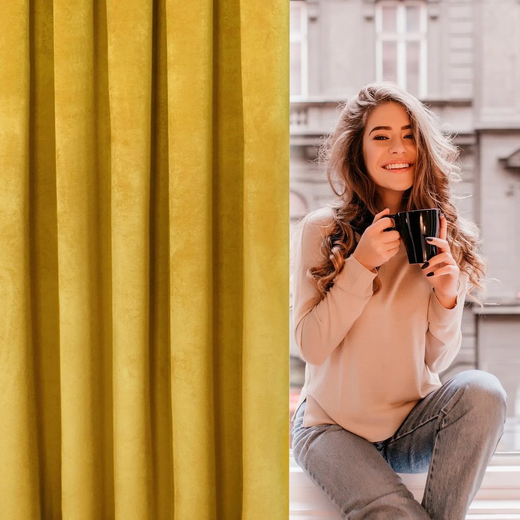 ZATEMŇOVACÍ ZÁVES NA PÁSKE ROSA 140X270 CM HORČICOVÁ