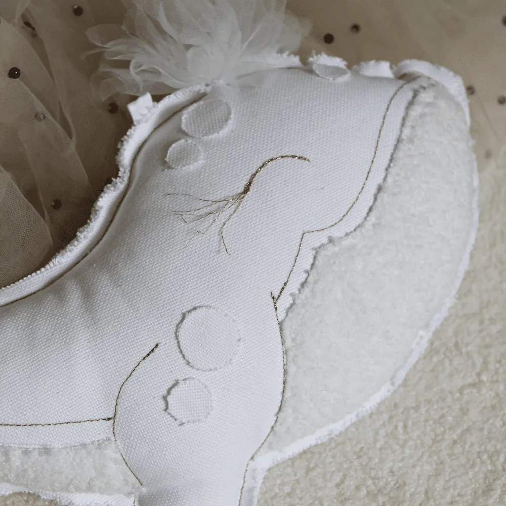 Závesná dekorácia veľryba biela 40x25x8cm