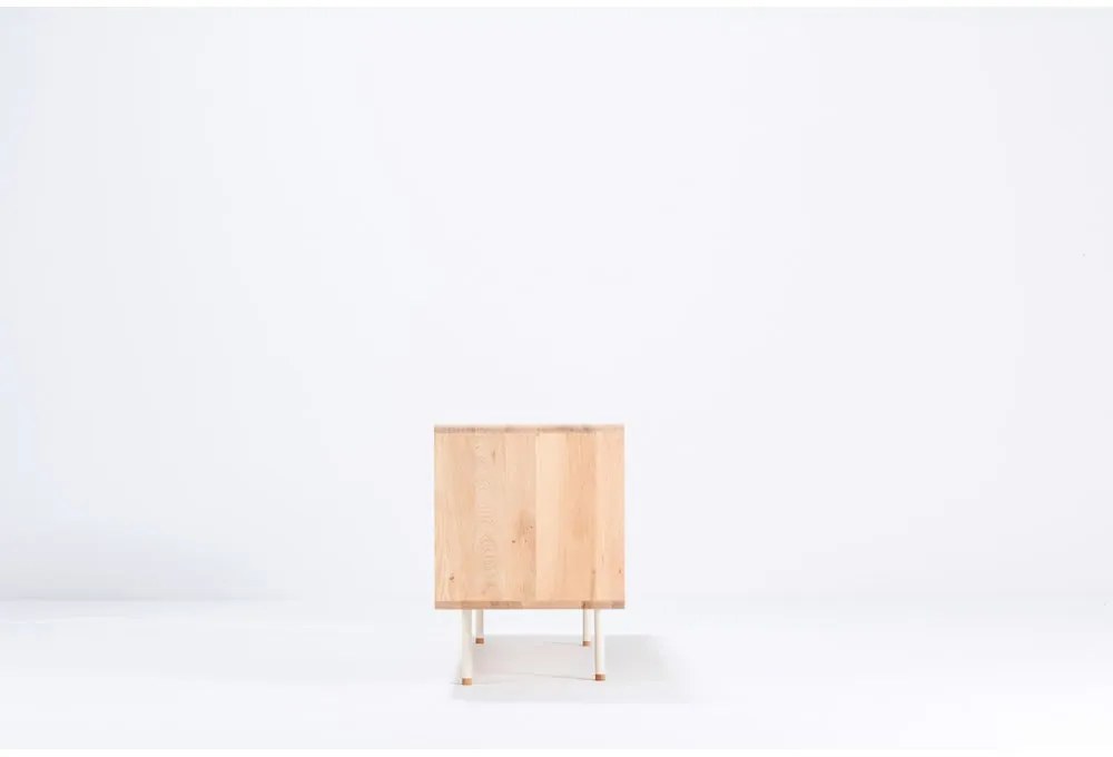 TV stolík z dubového dreva v bielo-prírodnej farbe 180x64 cm Fina – Gazzda