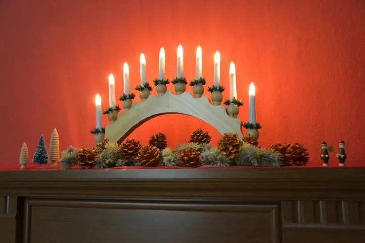 Nexos 5962 Vianočná dekorácia - svietnik, 10 LED diód