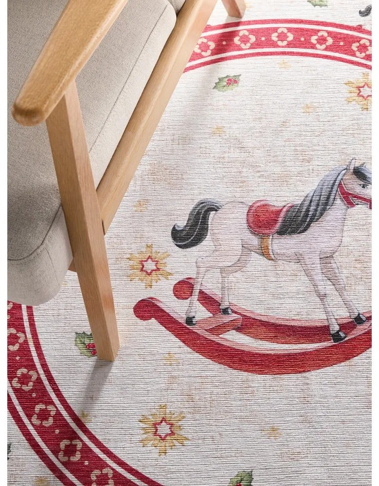 Červený okrúhly koberec s vianočným motívom ø 160 cm Toy's Delight Rocking Horse – Villeroy&Boch