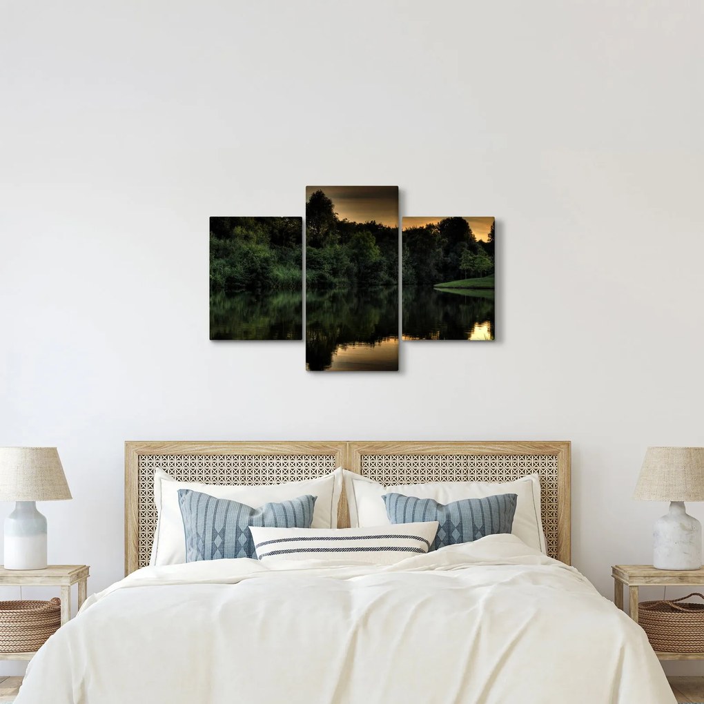 Obraz jazera pri lese (90x60 cm)
