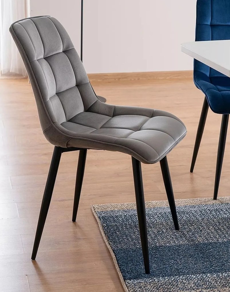 Stolička Chic Velvet sivá – čierne nohy