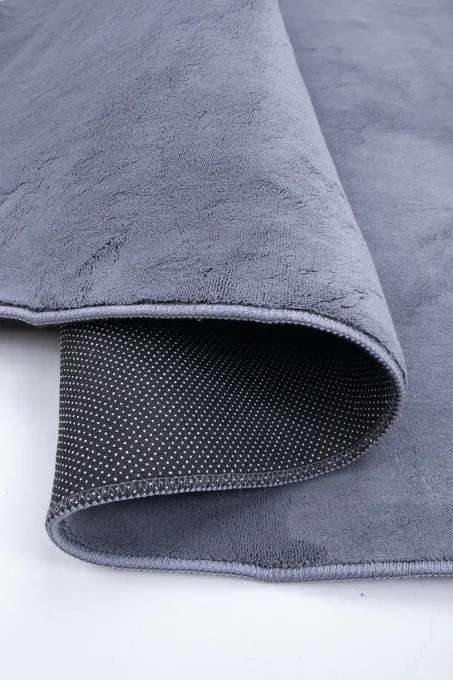Protišmykový koberec PLUSH tmavosivý