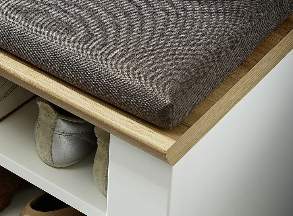 Nízky botník Materio, s podsedákom