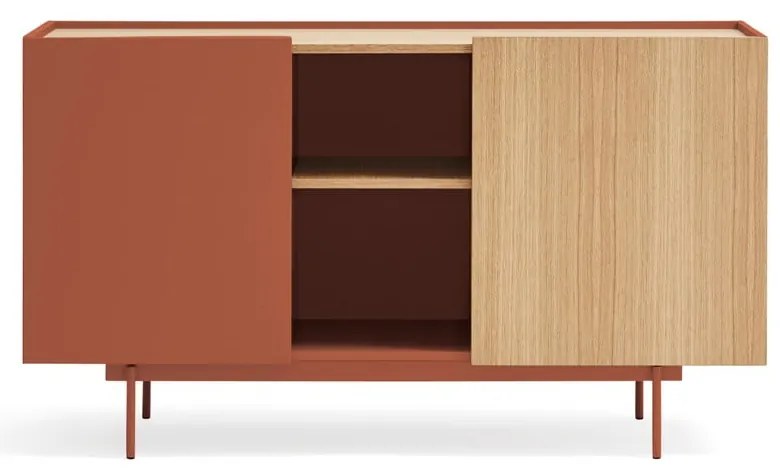 Nízka komoda v dekore duba v tehlovo-prírodnej farbe 130x78 cm Otto – Teulat