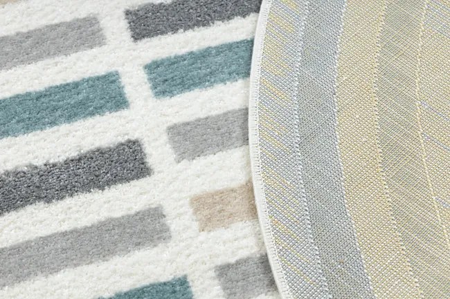 Koberec FUSION Shape 5711 biely / tmavozelený ovál