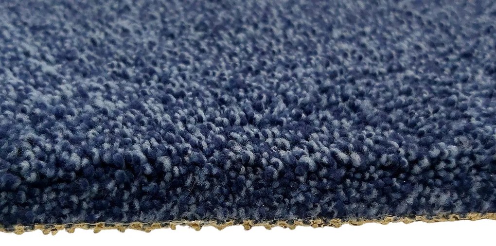 Lano, Koberec metráž Supersoft 710 tm. modrý, na mieru s bordúrou, šíře 4m, modrá, ab (mriežka), obývacia izba