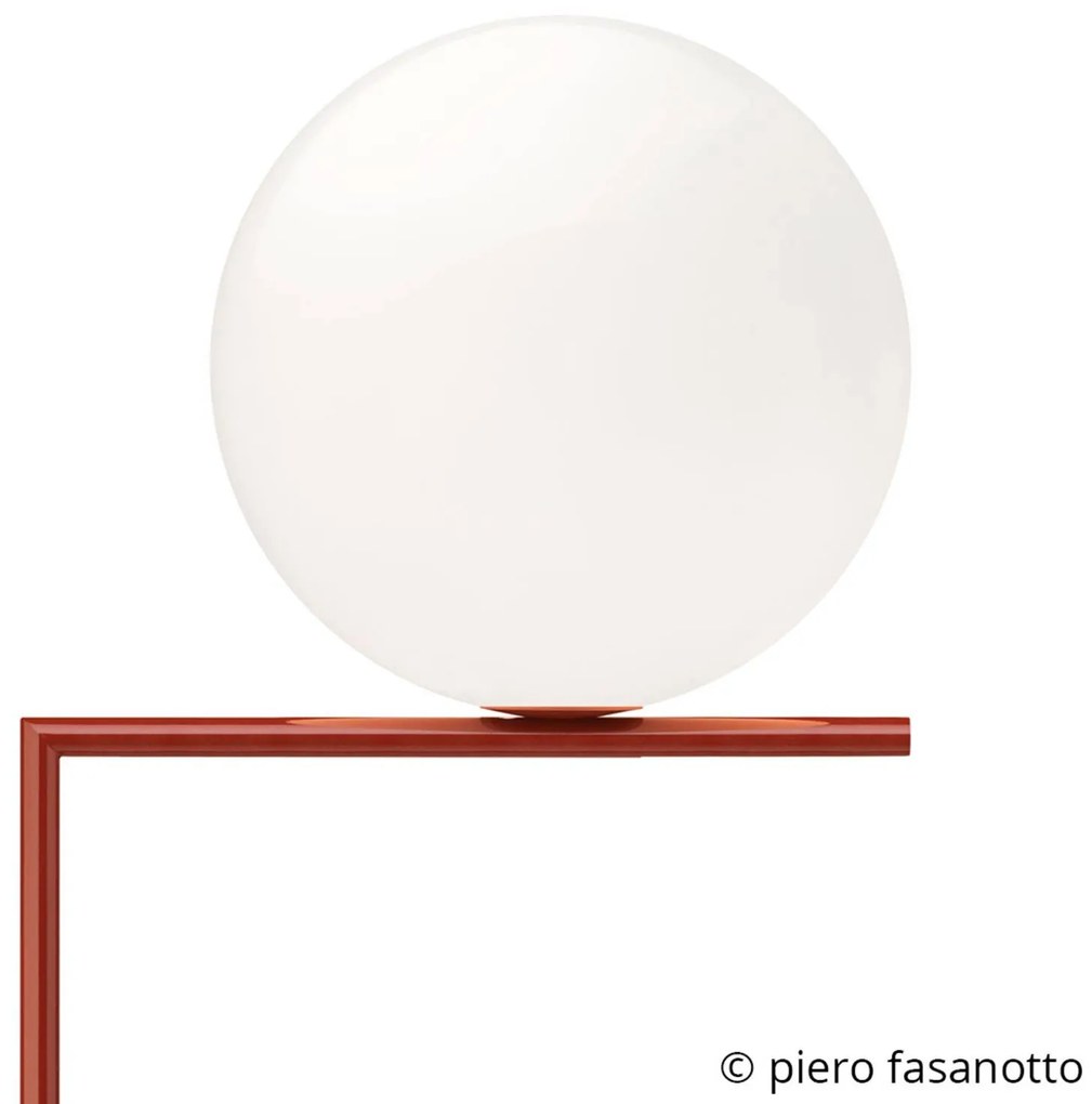 FLOS IC F2 stojaca lampa burgundská červená Ø30 cm