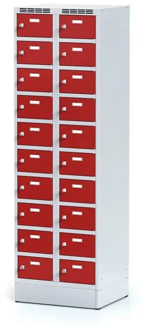 Alfa 3 Šatníková skrinka na sokli s úložnými boxami, 20 boxov, 1920 x 600 x 500 mm, cylindrický zámok, červené dvere