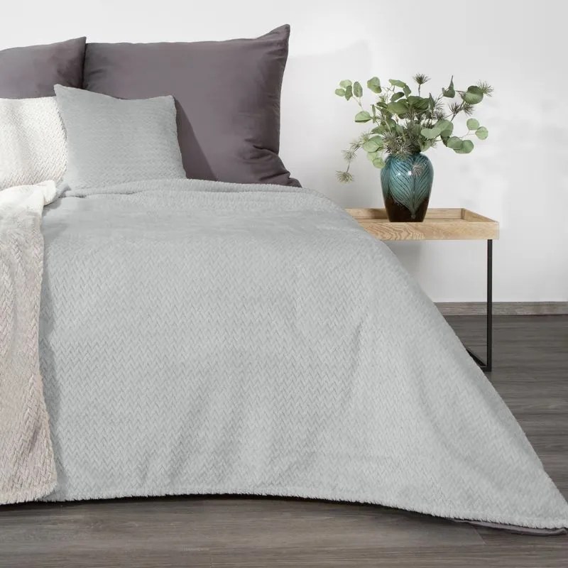 Dekorstudio Deka CINDY3 v striebornej farbe farbe Rozmer deky: 200x220cm