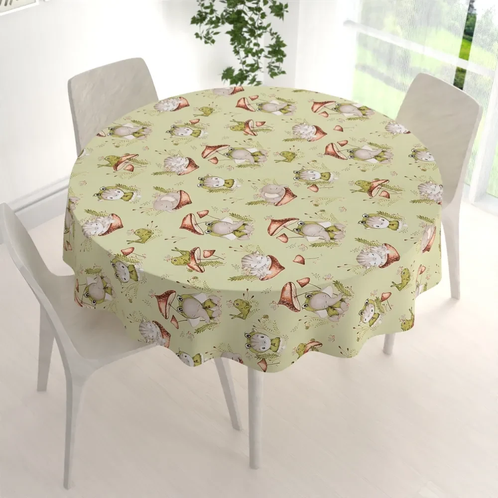 Biante Detský bavlnený okrúhly obrus Sandra SA-474 Žabky a zvieratká medzi hubami na zelenom Ø 110 cm