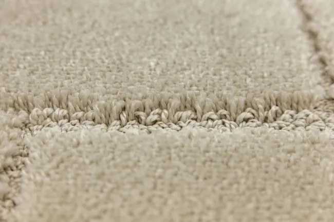 Kúpeľňový koberček Inez béžový, geometrický