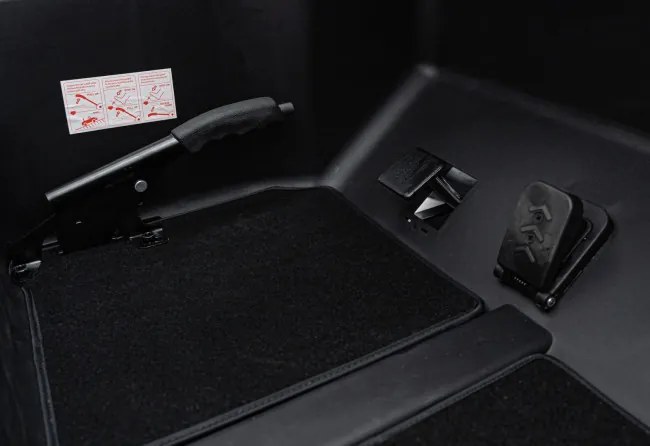 Elektrické autíčko Mercedes Benz MAYBACH G650 STRONG biele