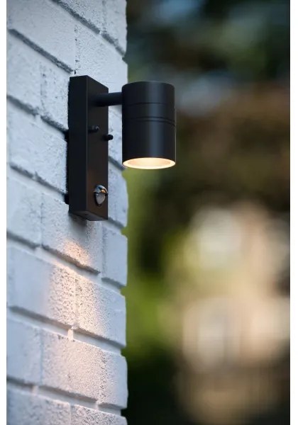 Lucide 14866/05/30 - LED Vonkajšie svietidlo so senzorom 1xGU10/5W/230V IP44