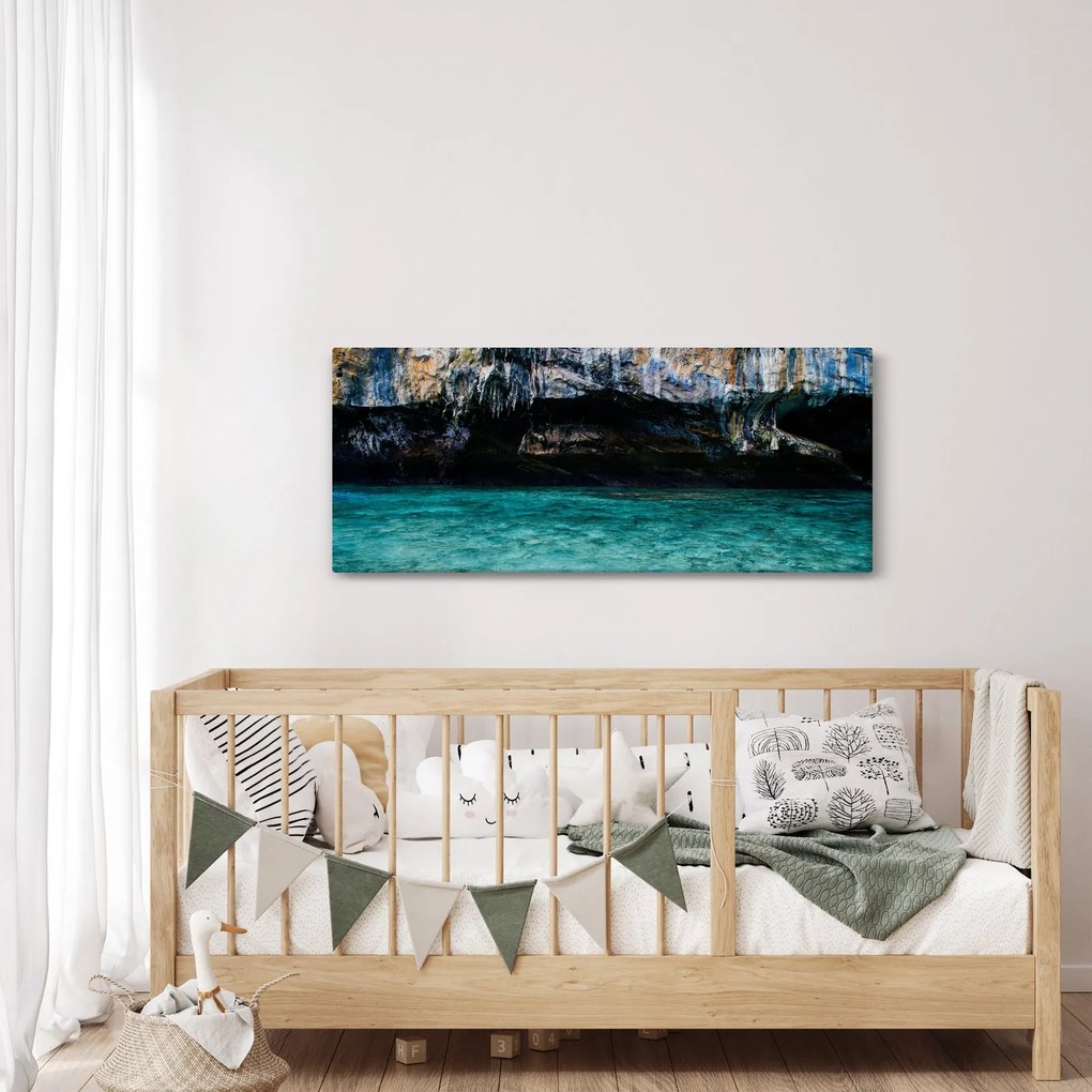 Obraz vody a skál (120x50 cm)