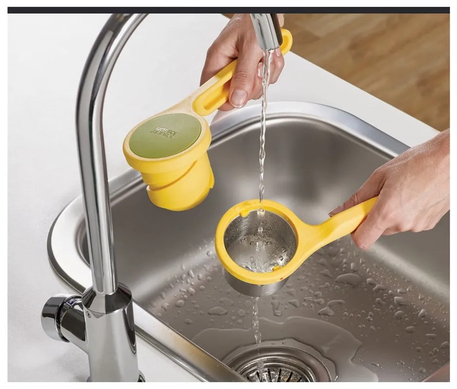 Odšťavovač Joseph Joseph Helix