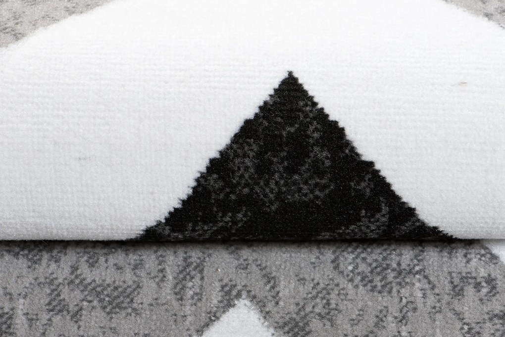 TA Koberec Z903E WHITE MAYA PP EYM Rozmer: 140x200 cm