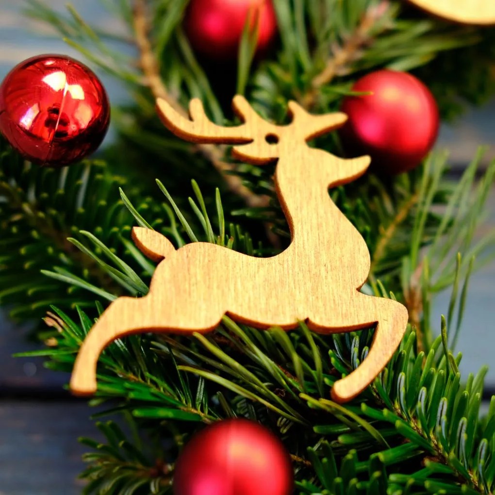 Krásne drevené vianočné ozdoby 10 ks